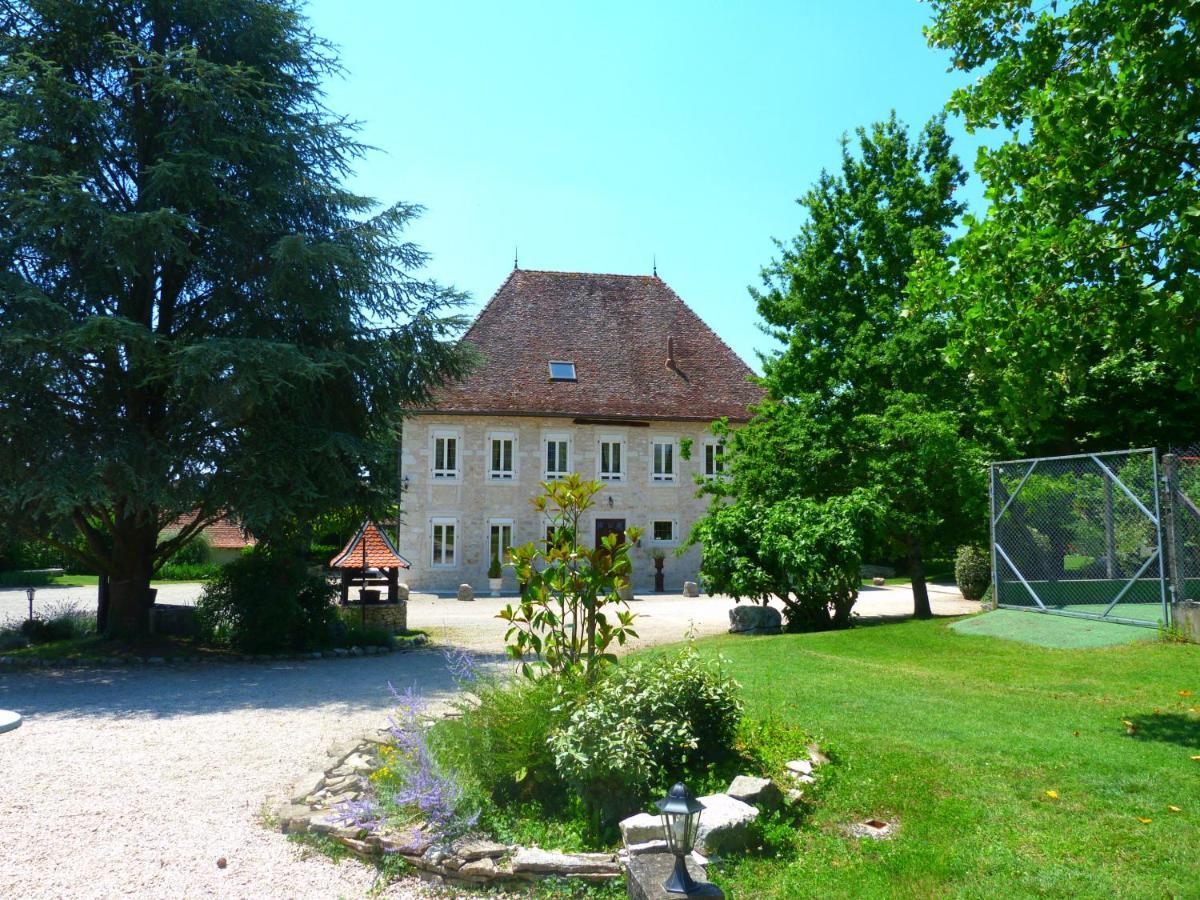 Bed and Breakfast Domaine Du Manoir Les Avenières Esterno foto