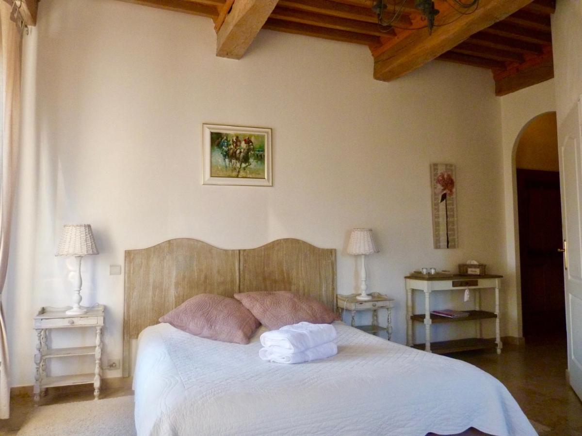 Bed and Breakfast Domaine Du Manoir Les Avenières Esterno foto